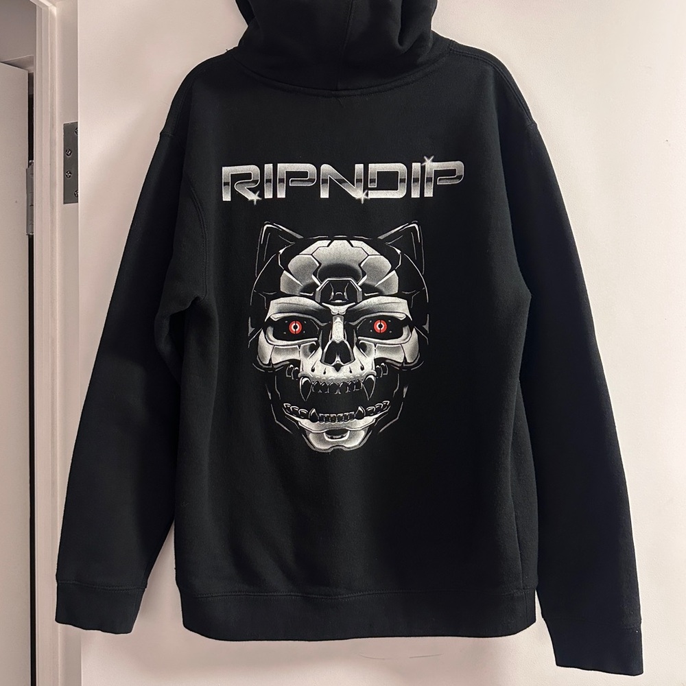 listing-status-banner